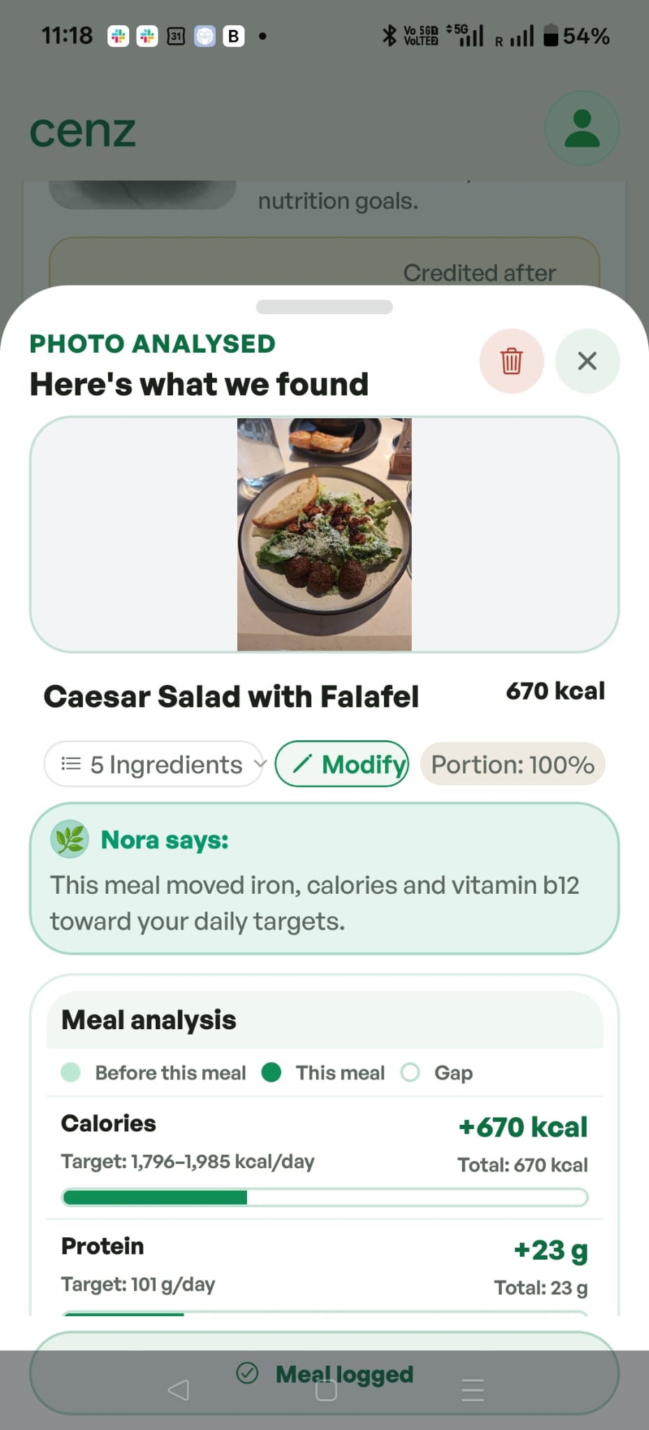 Cenz photo analysis of a Caesar salad with falafel, showing calories, protein, fiber and omega-3 against daily targets